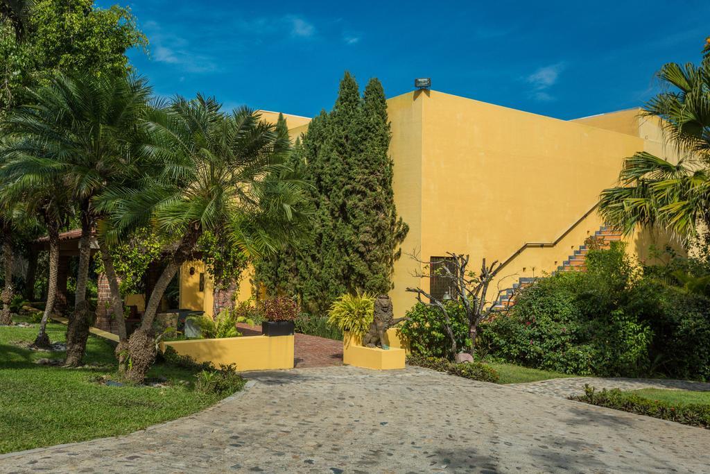 JALISCO Villa Azalea Inn & Organic Farm מראה חיצוני תמונה